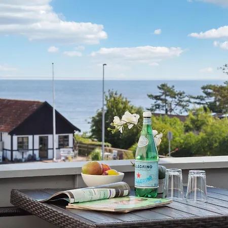 Pet Friendly In * Allinge-Sandvig